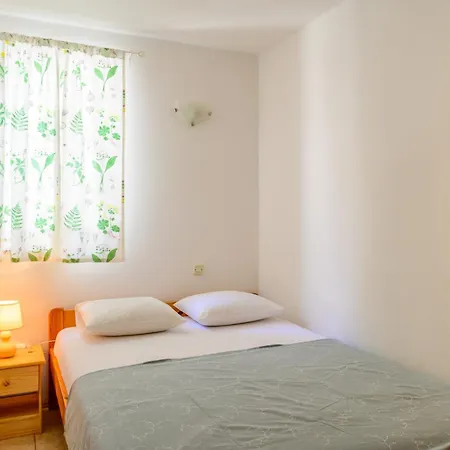 Stone House Apartment *